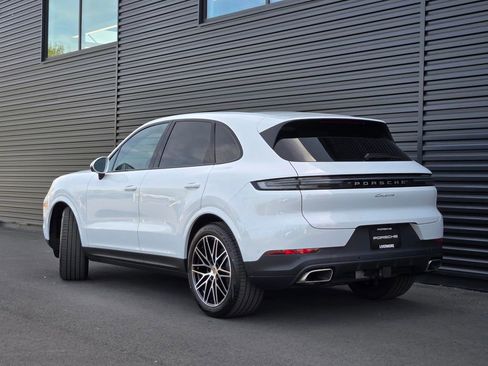 New 2026 Porsche Cayenne image 3