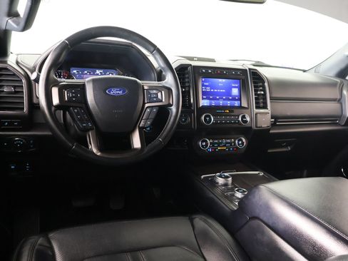 Used 2021 Ford Expedition Limited AWD/4WD image 2