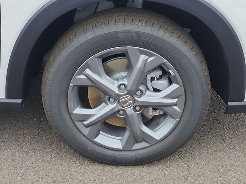 New 2026 Honda HR-V LX image 5