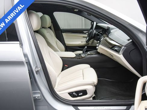 Used 2019 BMW 540i xDrive 540i xDrive image 47