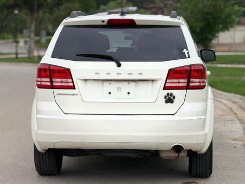 Used 2018 Dodge Journey SE w/ Popular Equipment Group FWD image 11
