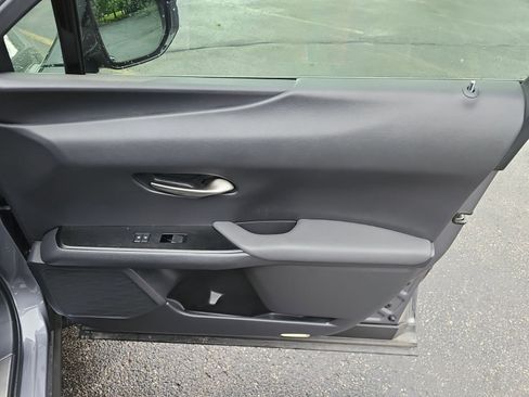Used 2020 Lexus UX 200 F Sport w/ Accessory Package FWD image 15