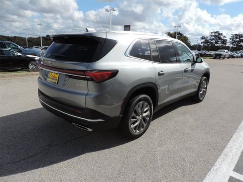 New 2026 Buick Enclave Preferred image 5