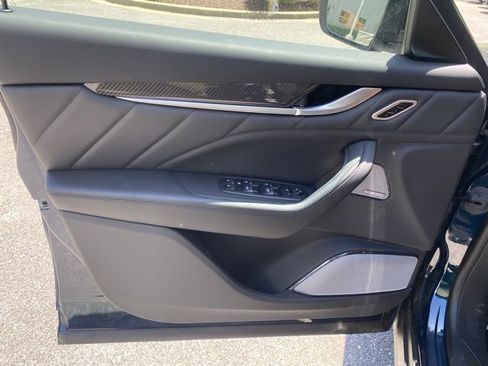 New 2024 Maserati Levante Trofeo image 17