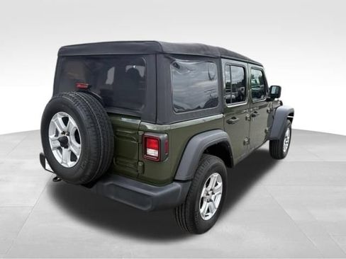 Used 2022 Jeep Wrangler Unlimited Sport AWD/4WD image 2
