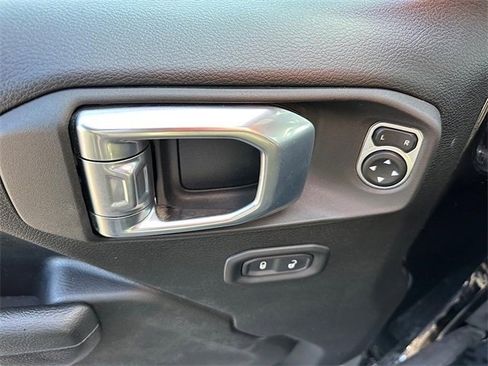 Used 2022 Jeep Wrangler Unlimited Rubicon image 17