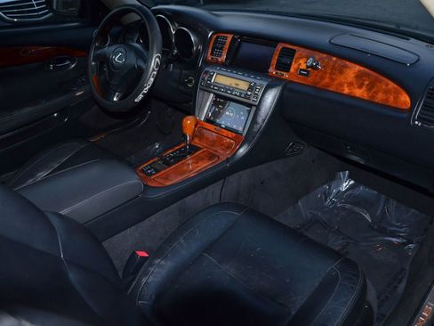 Used 2005 Lexus SC 430 Convertible w/ Preferred Accessory Pkg image 37