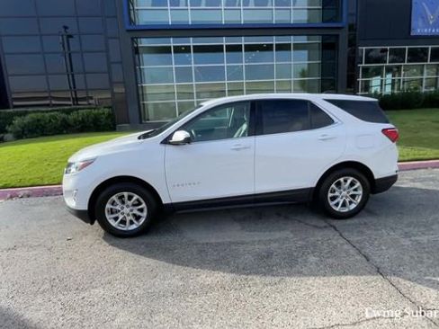 Used 2019 Chevrolet Equinox LT image 3