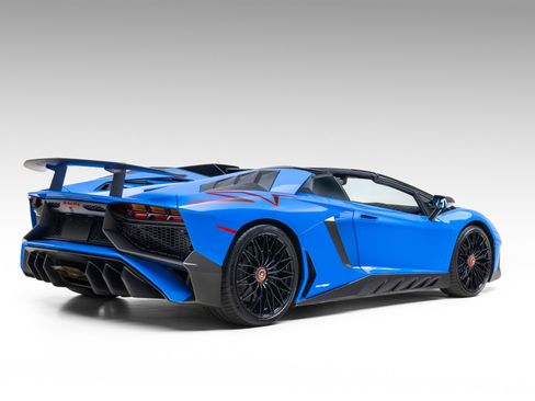 Used 2017 Lamborghini Aventador LP 750-4 Superveloce image 11