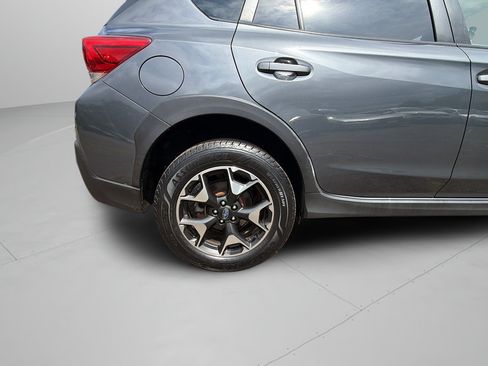 Used 2020 Subaru Crosstrek 2.0i AWD/4WD image 32