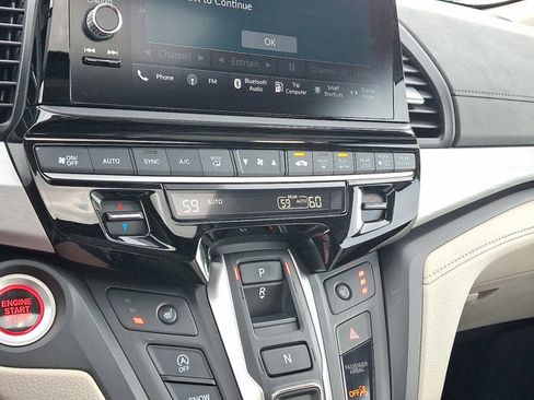 Certified 2025 Honda Odyssey EX-L image 18