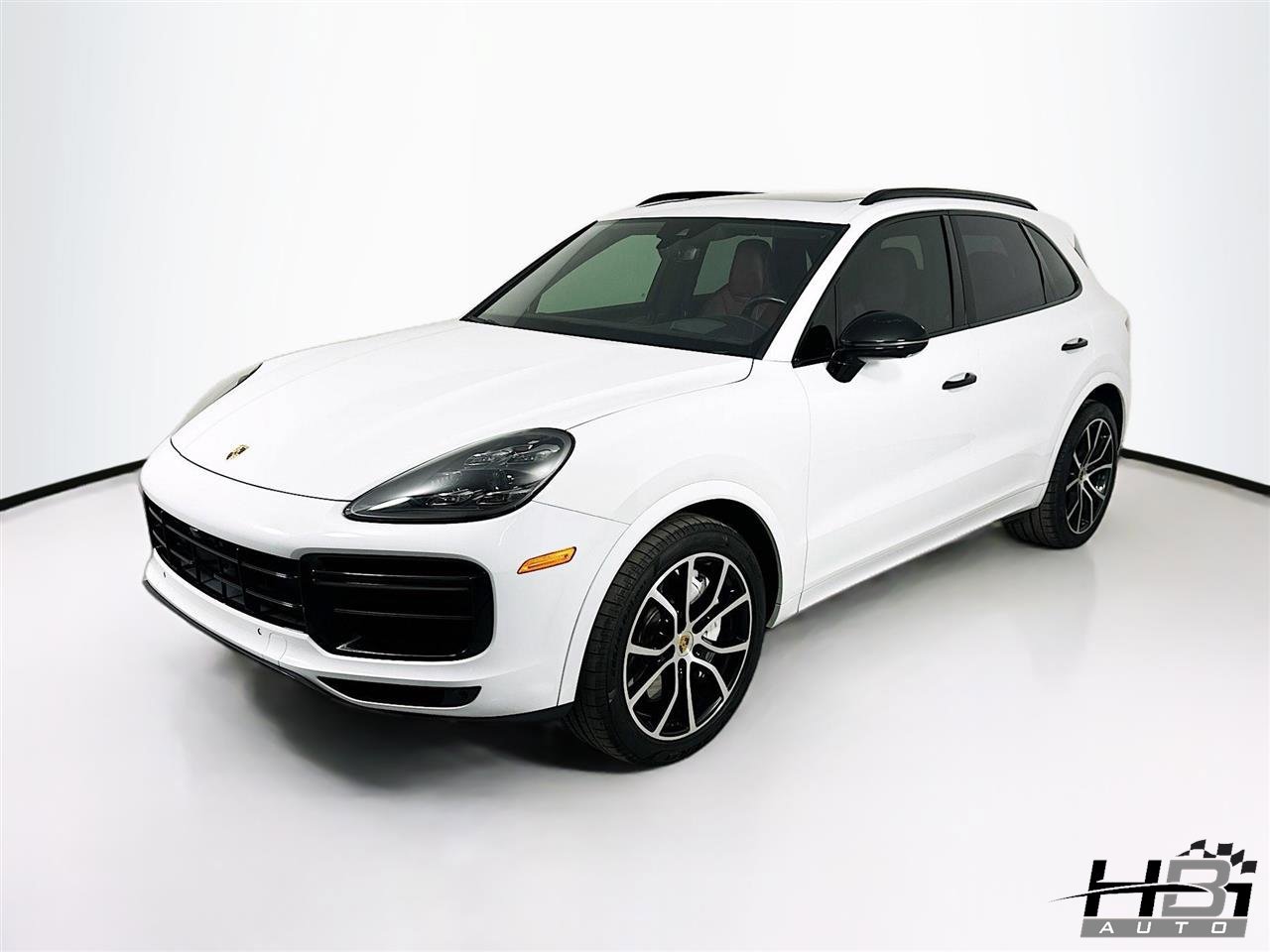 Used 2019 Porsche Cayenne Turbo w/ Premium Plus Package AWD/4WD image 1