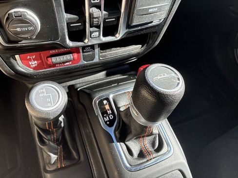 Used 2021 Jeep Gladiator Mojave w/ LED Lighting Group image 33