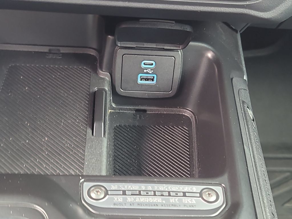Used 2025 Ford Bronco Outer Banks AWD/4WD image 23