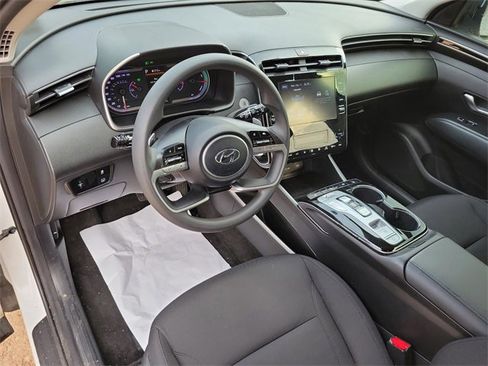 Used 2022 Hyundai Tucson Blue image 9