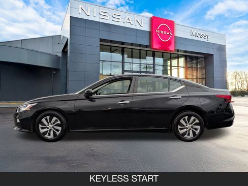 Used 2021 Nissan Altima 2.5 S image 5