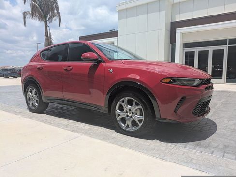 Used 2024 Dodge Hornet R/T AWD/4WD image 3