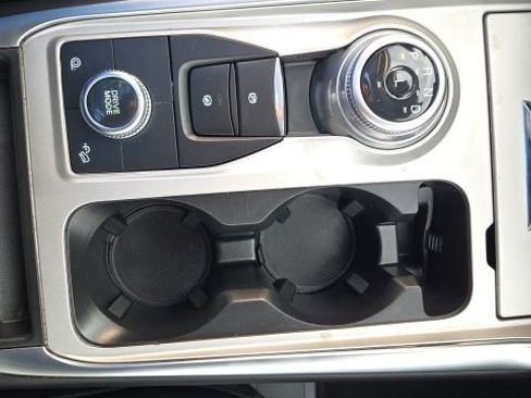 Used 2023 Ford Explorer XLT w/ Equipment Group 202A image 16