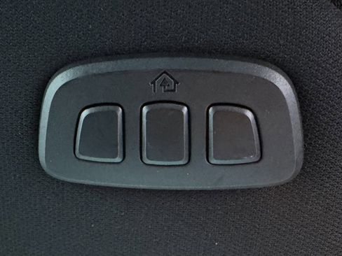 Used 2020 Ford Mustang Shelby GT500 w/ Technology Package image 37