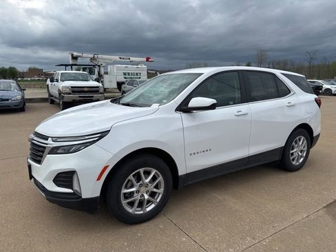 Used 2024 Chevrolet Equinox LT image 7