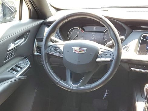 Used 2023 Cadillac XT4 Premium Luxury w/ Cold Weather Package FWD image 29