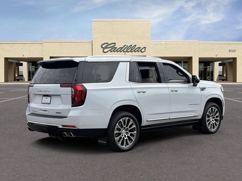 Used 2026 GMC Yukon Denali w/ Denali Reserve Package AWD/4WD image 5