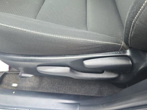 Used 2018 Toyota RAV4 XLE image 17