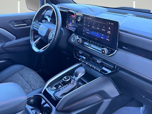 Used 2023 Chevrolet Colorado Z71 w/ Z71 Convenience Package 2 image 11