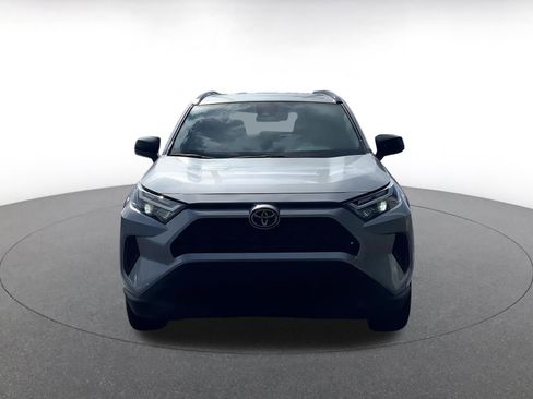 Used 2025 Toyota RAV4 LE image 4