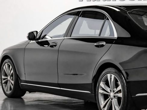 Used 2017 Mercedes-Benz S 550 Sedan image 15