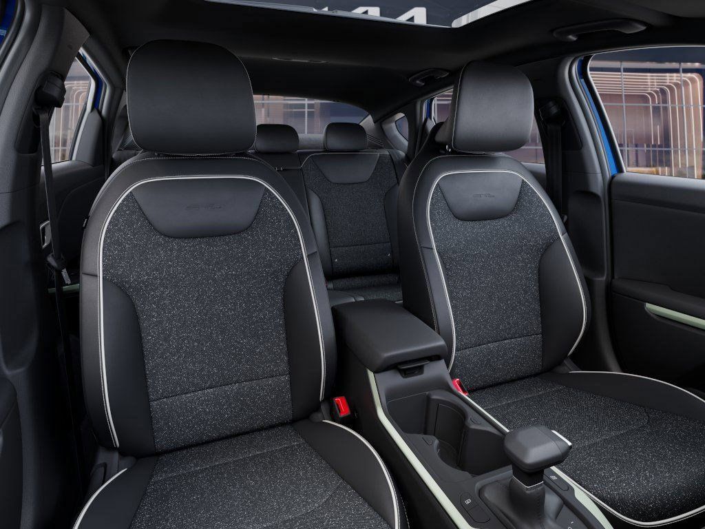 New 2025 Kia K4 GT-Line w/ GT-Line Premium Package FWD image 15