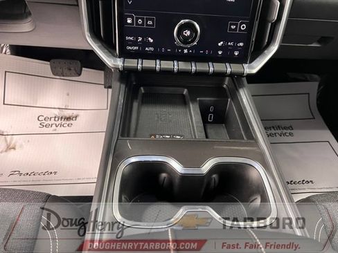 Used 2025 GMC Acadia Elevation FWD image 50