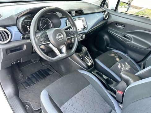 Used 2024 Nissan Versa SV FWD image 18