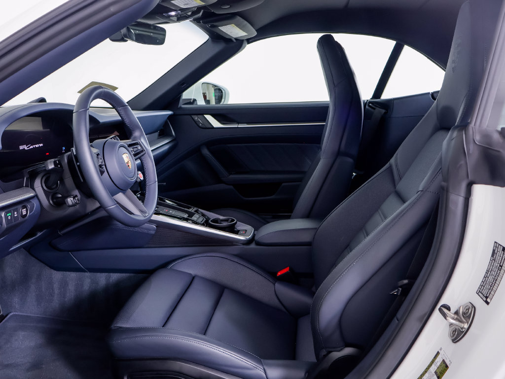 Used 2026 Porsche 911 Carrera RWD image 5