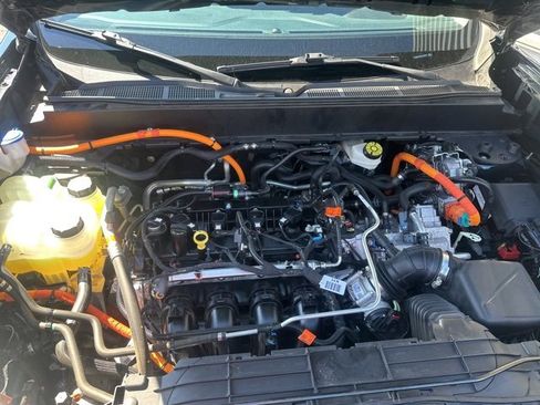 Used 2023 Ford Maverick XLT image 34