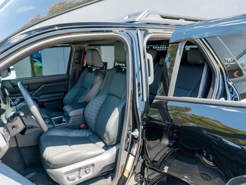 Used 2026 Toyota 4Runner Limited AWD/4WD image 10