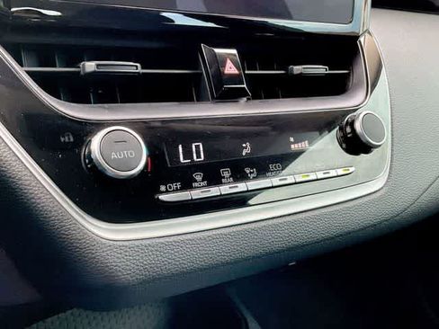Used 2024 Toyota Corolla LE FWD image 23