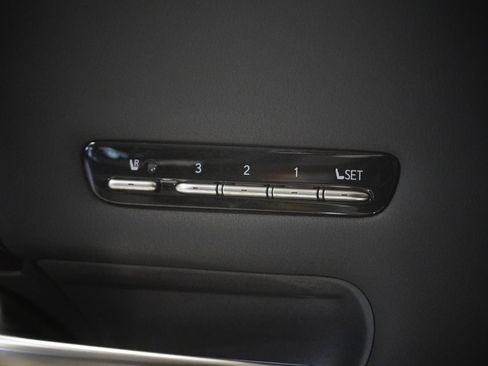 Used 2023 Lexus LS 500 LS 500 w/ Luxury Package image 31