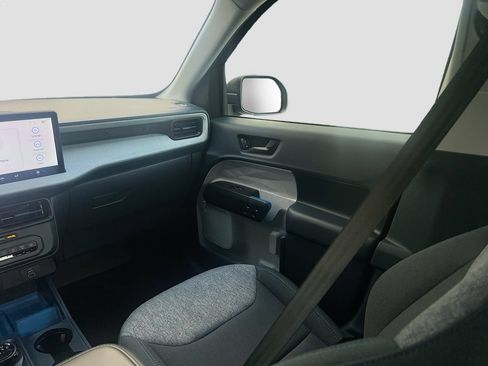 Used 2025 Ford Maverick XLT FWD image 22
