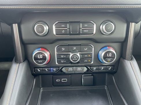 Used 2023 GMC Yukon AT4 w/ Technology Package image 27