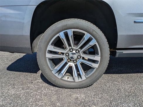 Used 2019 GMC Yukon Denali w/ Denali Ultimate Package image 13