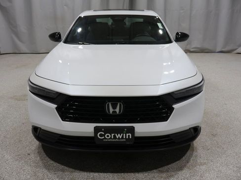 Used 2023 Honda Accord Sport image 7