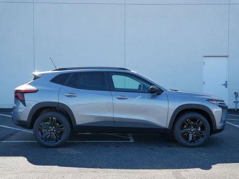 New 2026 Chevrolet Trax ACTIV w/ Driver Confidence Package image 2