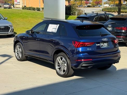 New 2025 Audi Q3 2.0T Premium image 12