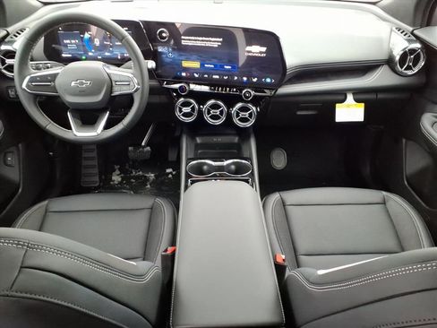 New 2026 Chevrolet Blazer EV LT AWD/4WD image 10