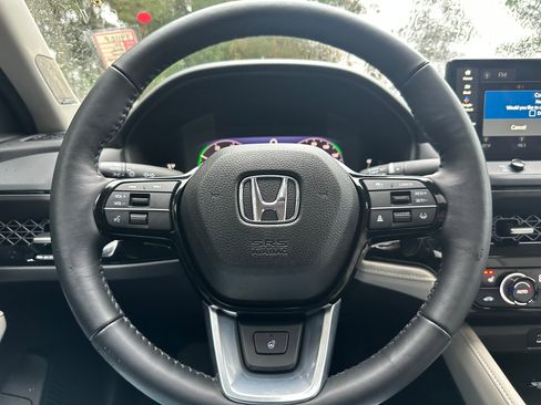 Used 2025 Honda Accord Touring image 24