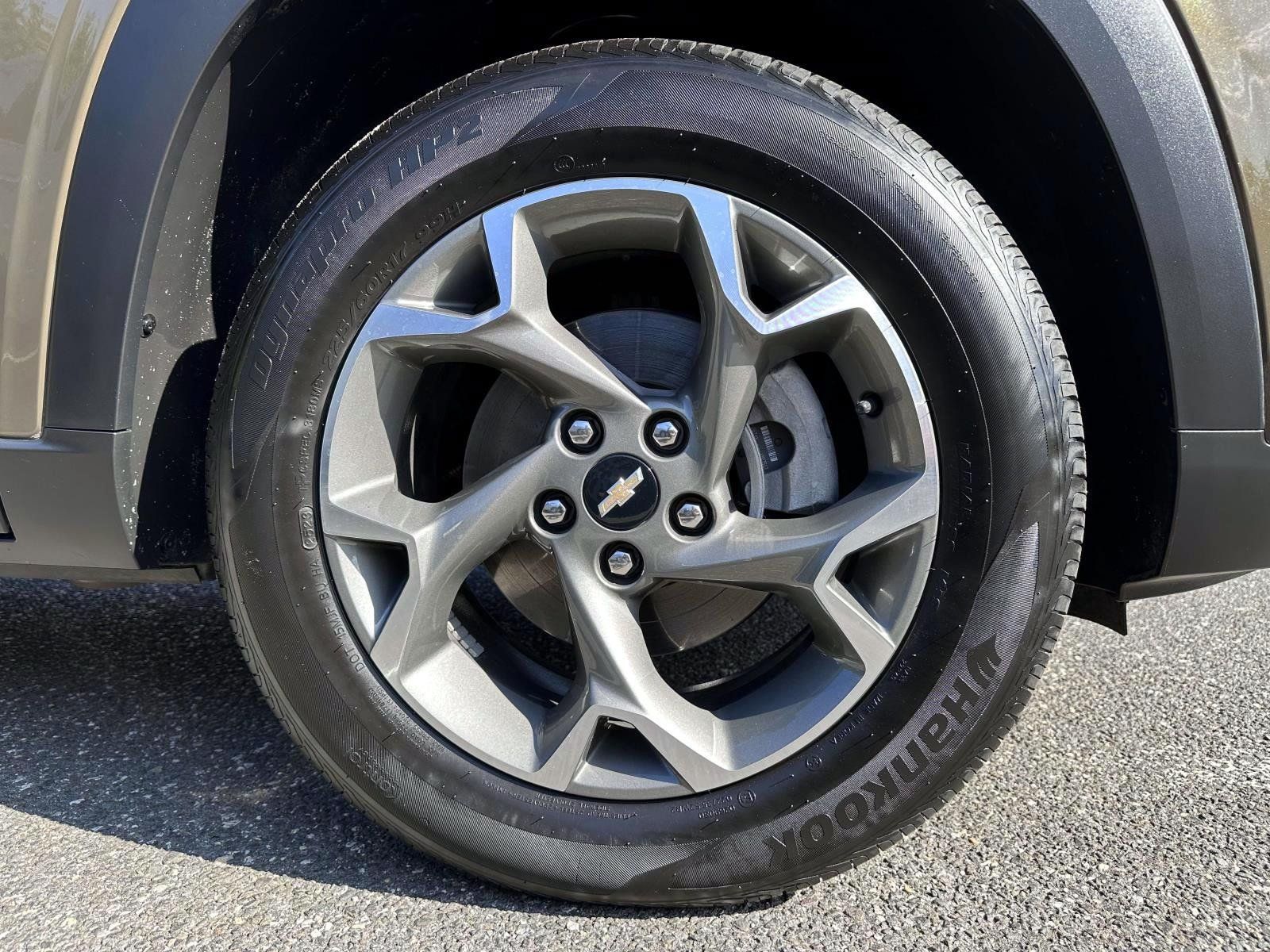 Used 2024 Chevrolet Trax LT FWD image 6