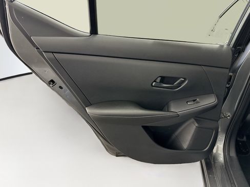 Used 2024 Nissan Sentra SV image 26