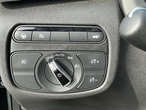 Used 2024 INFINITI QX50 Sport image 14