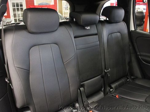 Used 2021 Mercedes-Benz GLB 250 4MATIC image 34